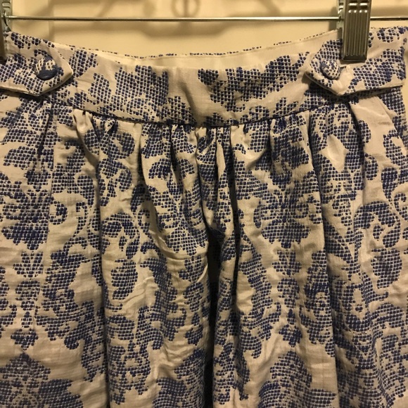 H&M Tea Length(midi) Jacquard Skirt - Picture 4 of 4